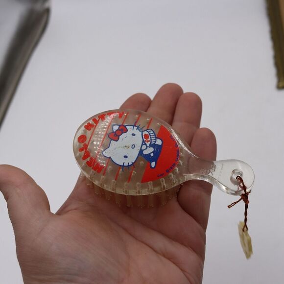 Vintage Sanrio Hello Kitty Hair Brush with Charm Rare 1976 main image 5
